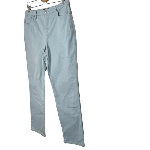 Gloria Vanderbilt Amanda Straight Leg Jeans - Picture 4 of 8